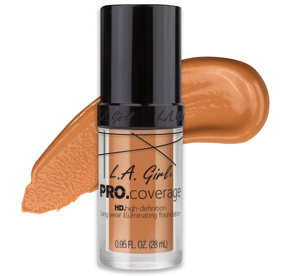 L.A. GIRL - PRO Coverage Illuminating Foundation - The Bold Lipstick